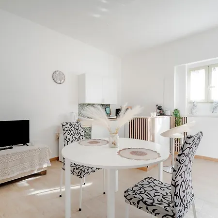 Miro' House * 바리