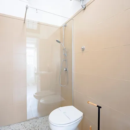 Miro' House בארי